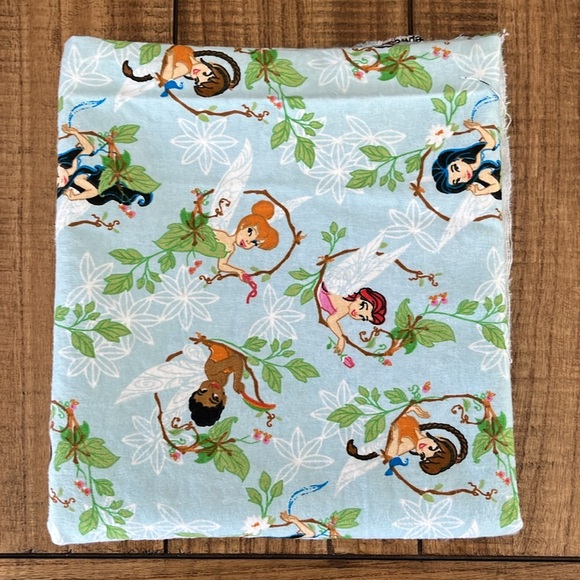 Disney FAIRIES TINKERBELL & FRIENDS FAIRY Flannel Fabric - Picture 1 of 8